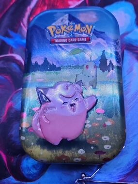 Pokémon Tins!